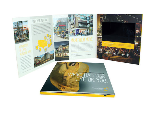 Folded  Video Greeting Card , LCD Video Invitation Card For Play Videos / Photos / Musics